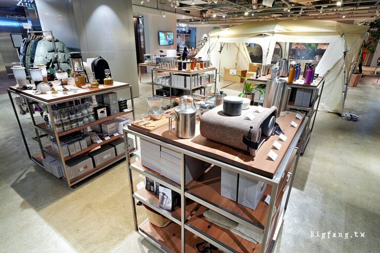 [東京車站KITTE露營+咖啡] Snow Peak Cafe KITTE丸の内 @ 商場人氣店舖,享用簡餐咖啡甜點,還能買露營用品 - 樂活的大方