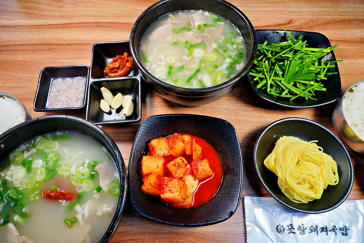 釜山西面 浦項豬肉湯飯(포항돼지국밥)