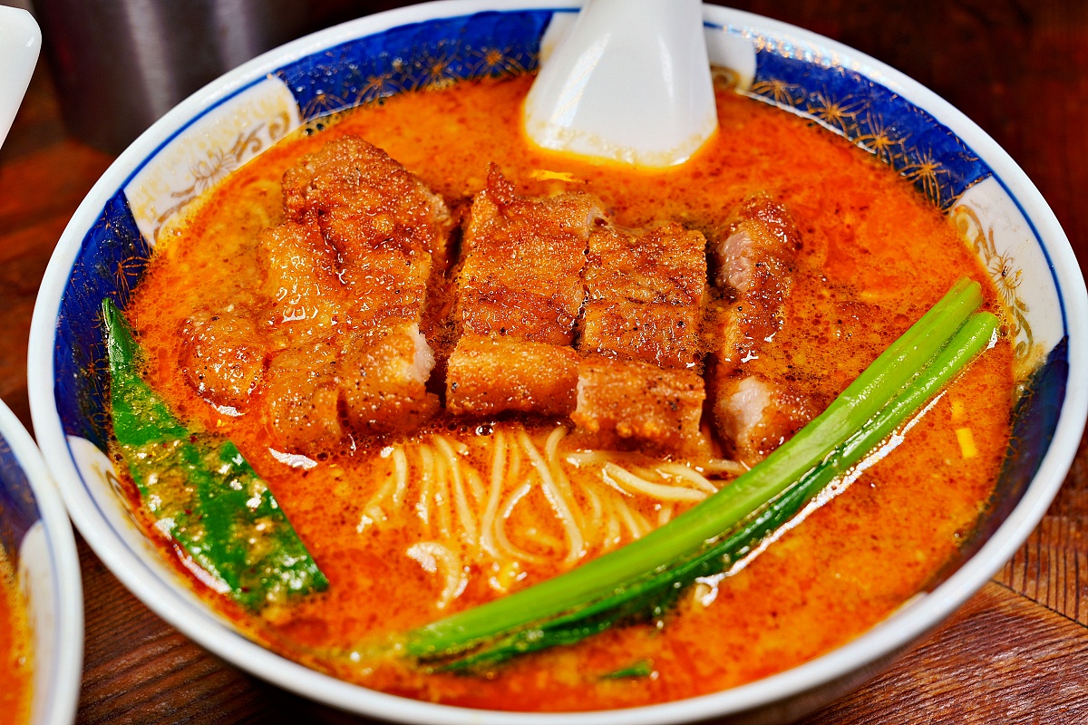 銀座擔擔麵 支那麺 はしご 銀座八丁目店