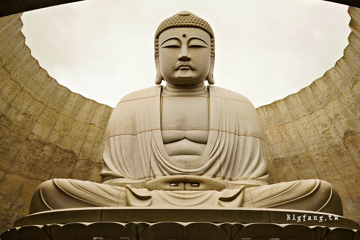 札幌 真駒內瀧野靈園・頭大佛