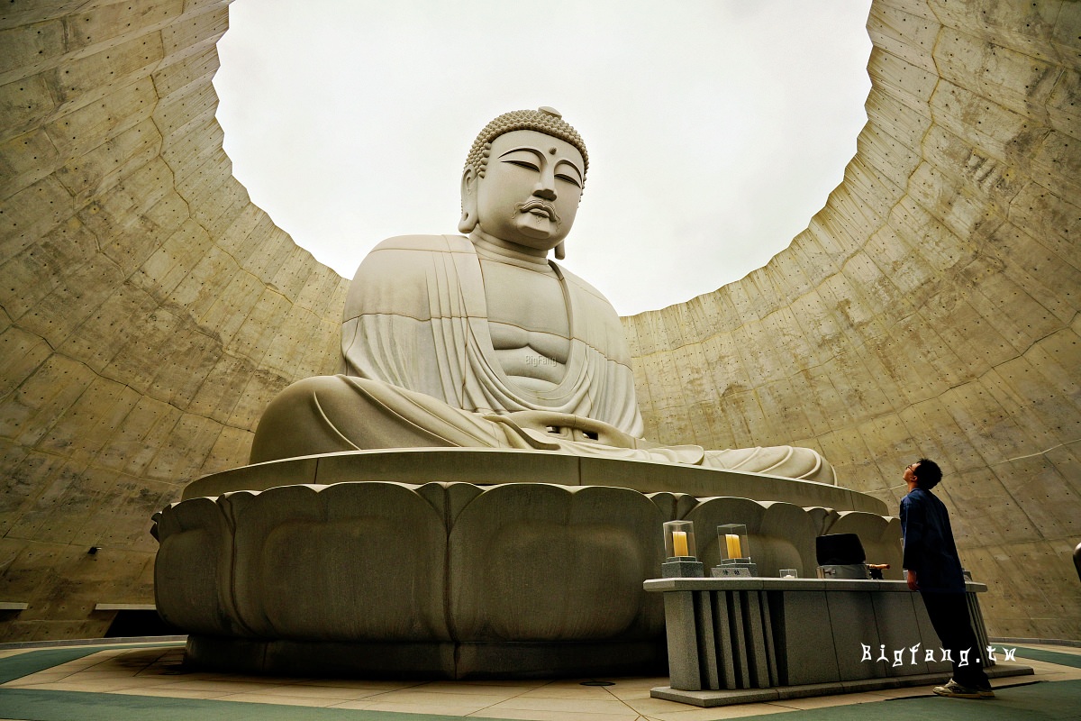札幌 真駒內瀧野靈園・頭大佛