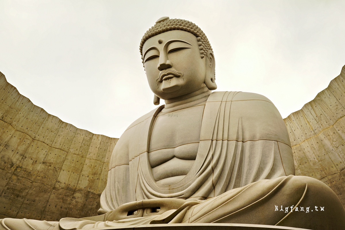 札幌 真駒內瀧野靈園・頭大佛